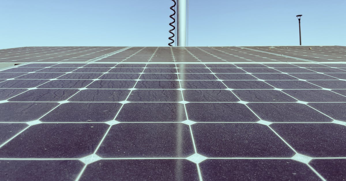 découvrez les avantages de l'énergie solaire, une source d'énergie renouvelable et propre qui permet de réduire votre facture d'électricité tout en préservant l'environnement.
