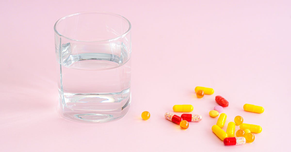 découvrez les enjeux de la résistance aux antibiotiques, ses causes, ses conséquences sur la santé mondiale et les solutions pour lutter contre ce phénomène préoccupant.