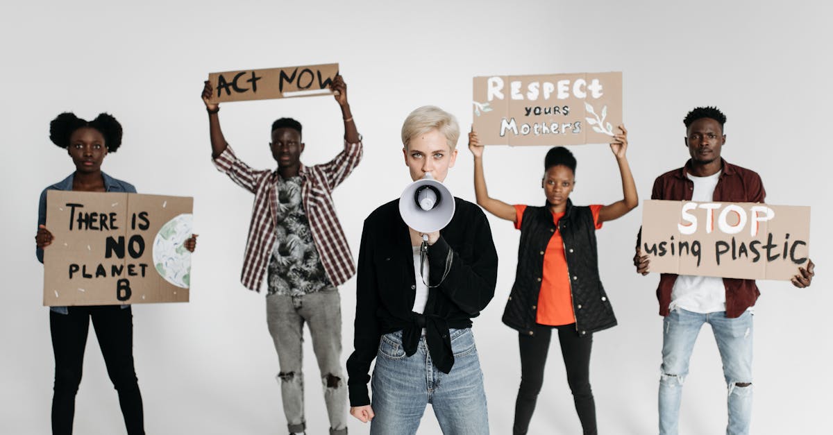 sensibilisation des jeunes au climat : informer et engager la nouvelle génération pour un avenir durable et respectueux de l'environnement.