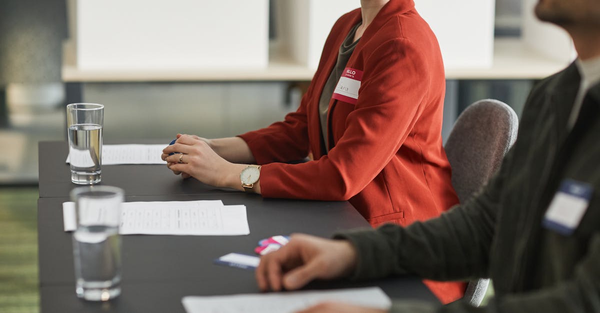 Municipales 2026 à Lyon : Grégory Doucet peut-il faire face à la montée en puissance d’Aulas ?