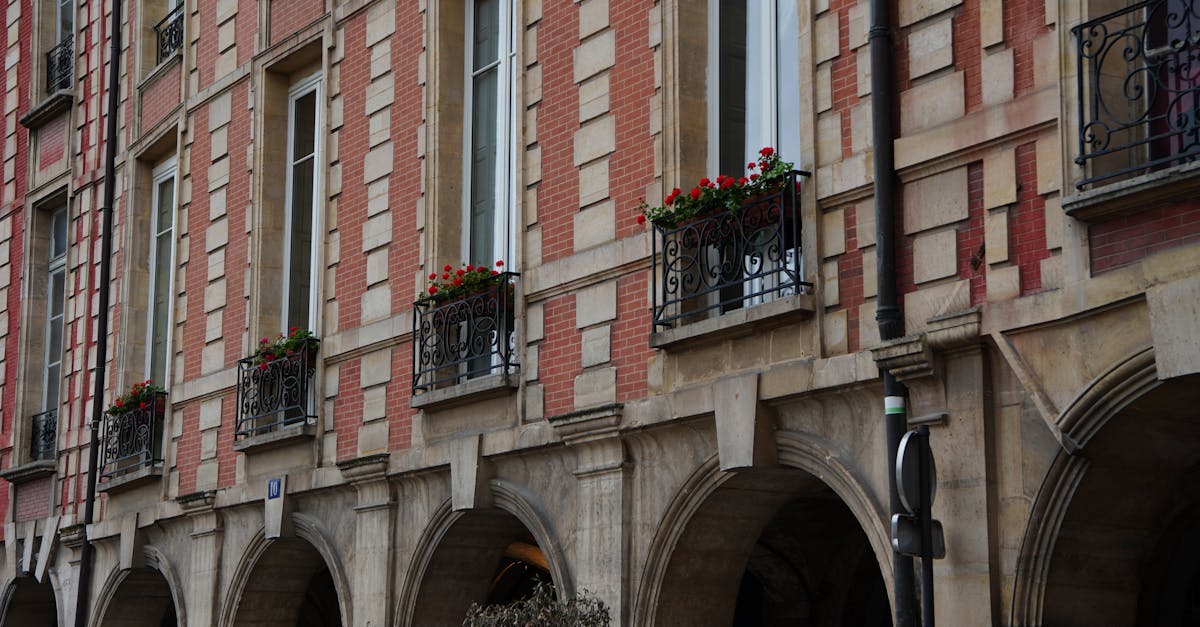 découvrez l'accord de paris, un traité international visant à lutter contre le changement climatique en réduisant les émissions de gaz à effet de serre et en favorisant un développement durable. plongée dans les enjeux, les acteurs et les avancées de cet accord essentiel pour notre planète.