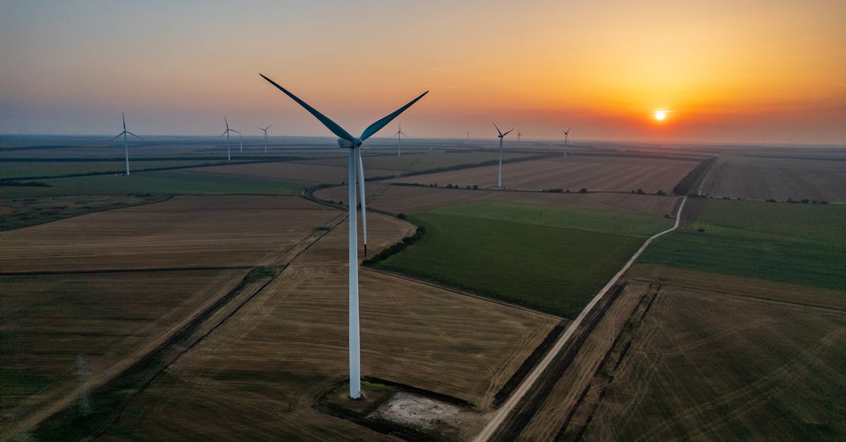 découvrez les politiques climatiques de l'ue, leurs objectifs ambitieux pour atteindre la neutralité carbone, et les initiatives pratiques mises en place pour lutter contre le changement climatique tout en promouvant une économie durable.