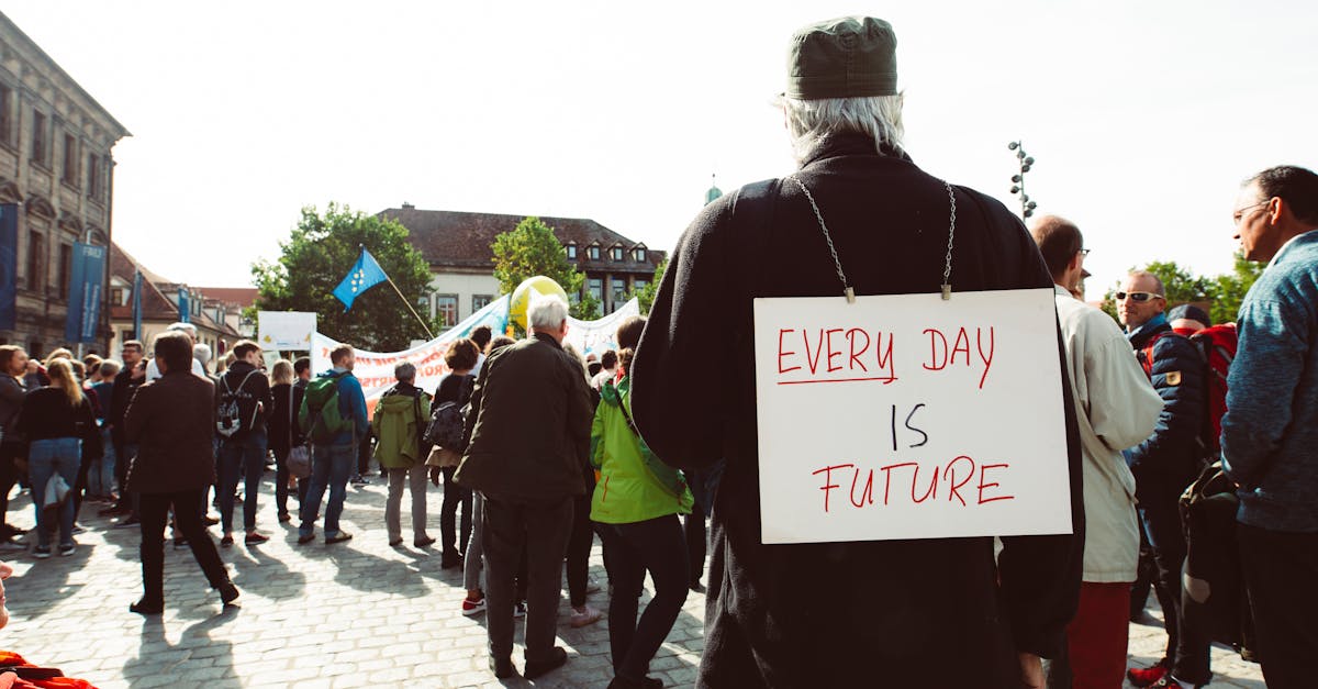 découvrez comment la politique mondiale aborde les enjeux du changement climatique, les défis actuels et les stratégies visant à protéger notre planète pour les générations futures.