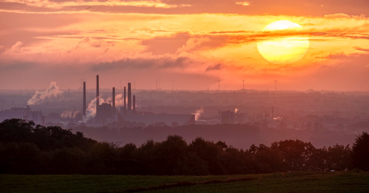 découvrez l'impact des combustibles fossiles sur l'environnement et l'économie. explorez les différentes sources, les enjeux de leur utilisation et les alternatives durables pour un avenir énergétique responsable.