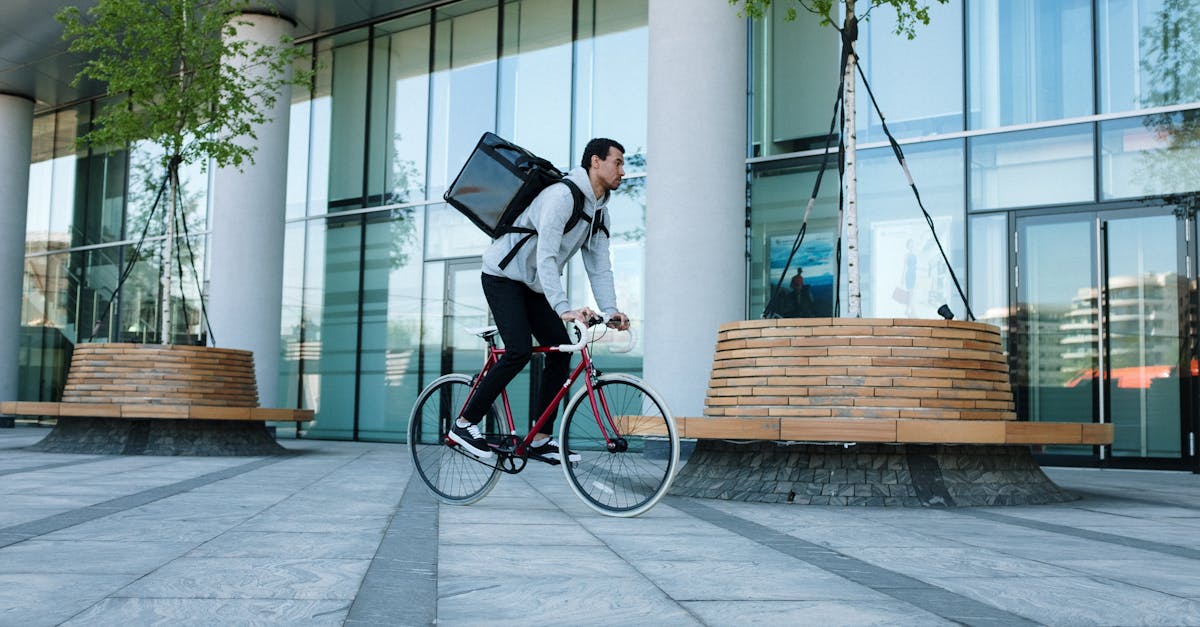 découvrez les solutions de transport durable qui réduisent l'empreinte carbone et contribuent à un avenir plus vert. explorez des alternatives écologiques pour un déplacement respectueux de l'environnement.