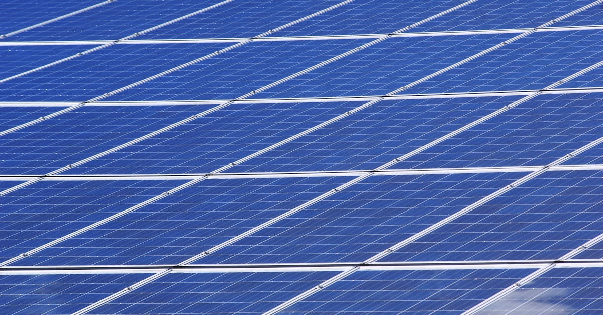 découvrez les tendances actuelles de l'énergie solaire, y compris les innovations technologiques, les politiques environnementales, et les nouvelles opportunités d'investissement qui façonnent l'avenir de cette source d'énergie renouvelable incontournable.