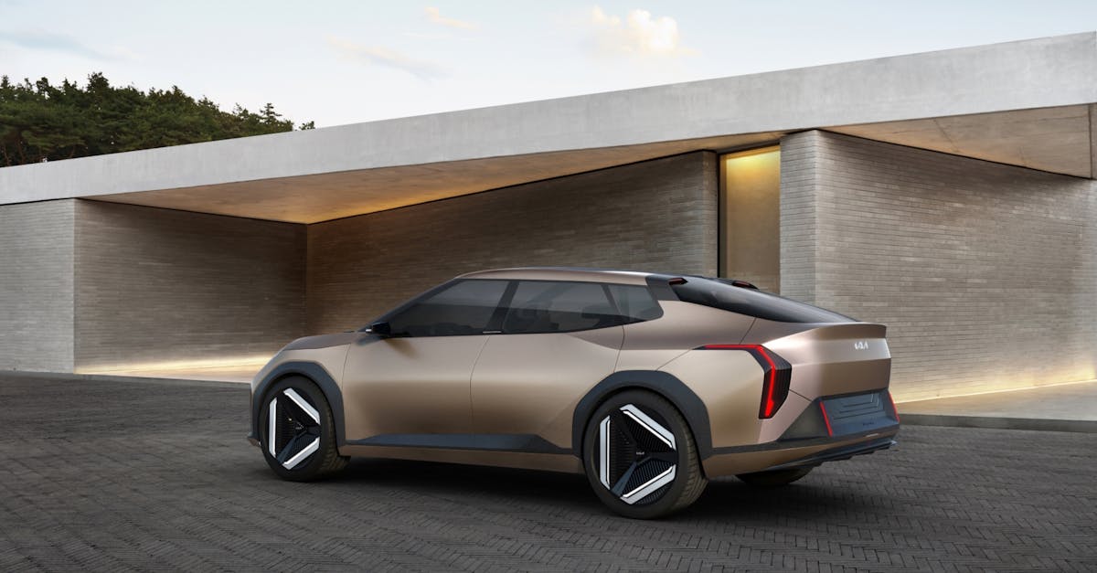 découvrez l'avenir de la mobilité avec l'électromobilité, une alternative durable et innovante pour réduire les émissions de carbone. explorez les dernières tendances, technologies et avantages des véhicules électriques pour un transport respectueux de l'environnement.
