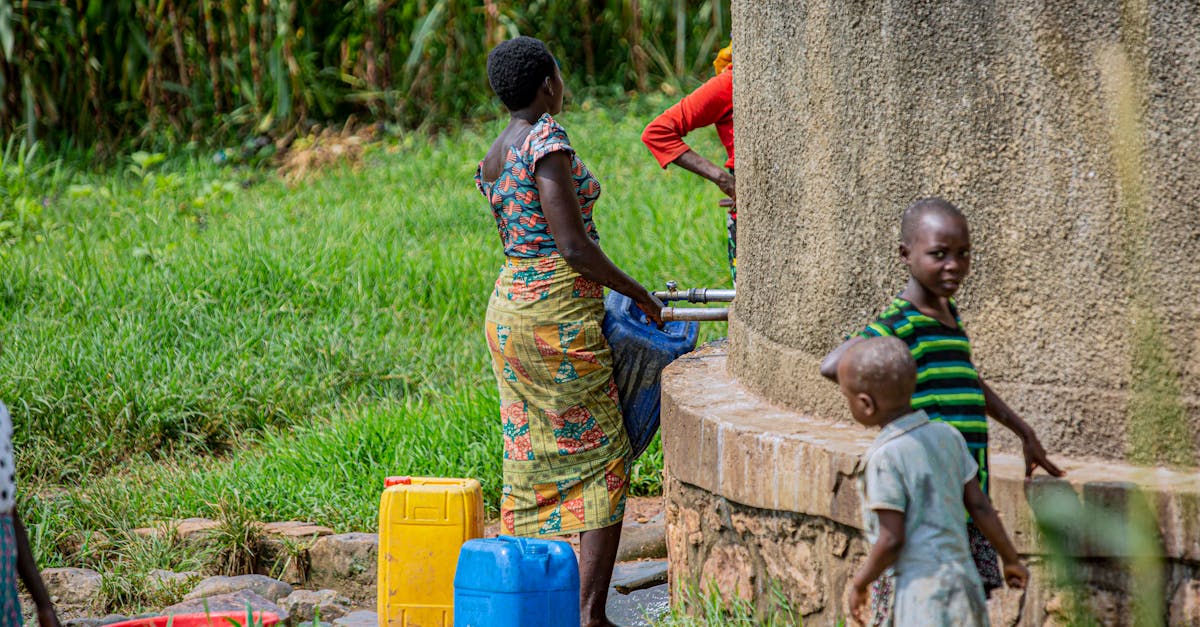 découvrez l'importance et les enjeux de l'accès à l'eau dans le monde. informez-vous sur les défis liés à l'approvisionnement en eau potable et les solutions durables pour garantir un accès équitable à cette ressource essentielle.