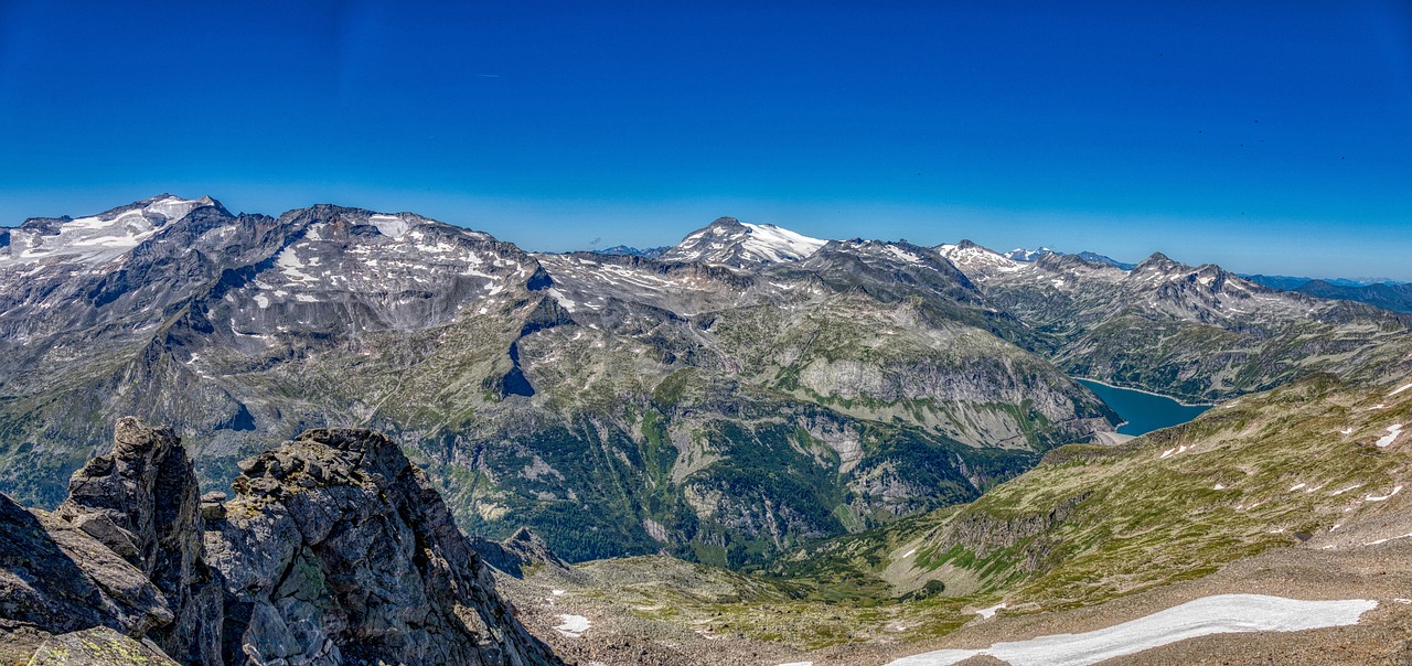 Artefact 3000 et R&eacute;seau Action Climat d&eacute;voilent FutureGuessr : un jeu en ligne d&rsquo;anticipation pour explorer un avenir de notre plan&egrave;te impact&eacute;e par le changement climatique