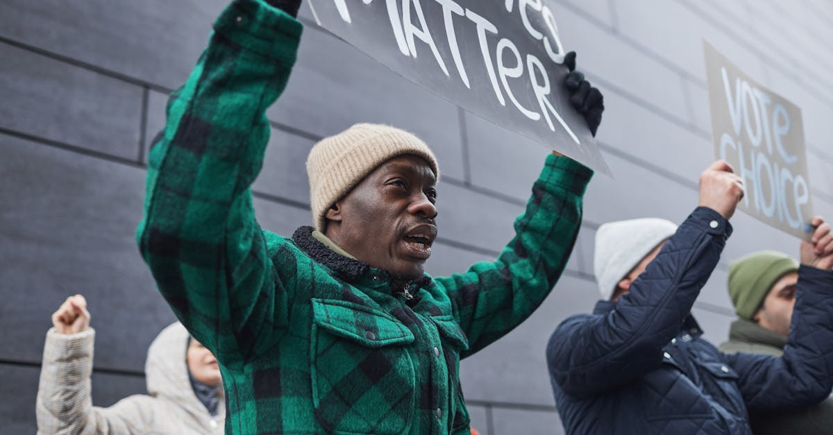 découvrez nos conseils et bonnes pratiques pour mieux se préparer et rester en sécurité pendant l’hiver. prévention, astuces et informations essentielles pour faire face aux défis de la saison froide.