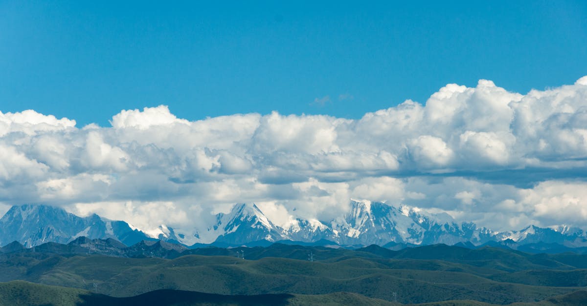 découvrez les sommets climatiques, des réunions internationales essentielles visant à coordonner les actions contre le changement climatique et à promouvoir un développement durable.