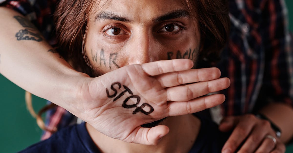 campagne anti-violence visant &agrave; sensibiliser le public et promouvoir la paix et la s&eacute;curit&eacute; dans la soci&eacute;t&eacute;.