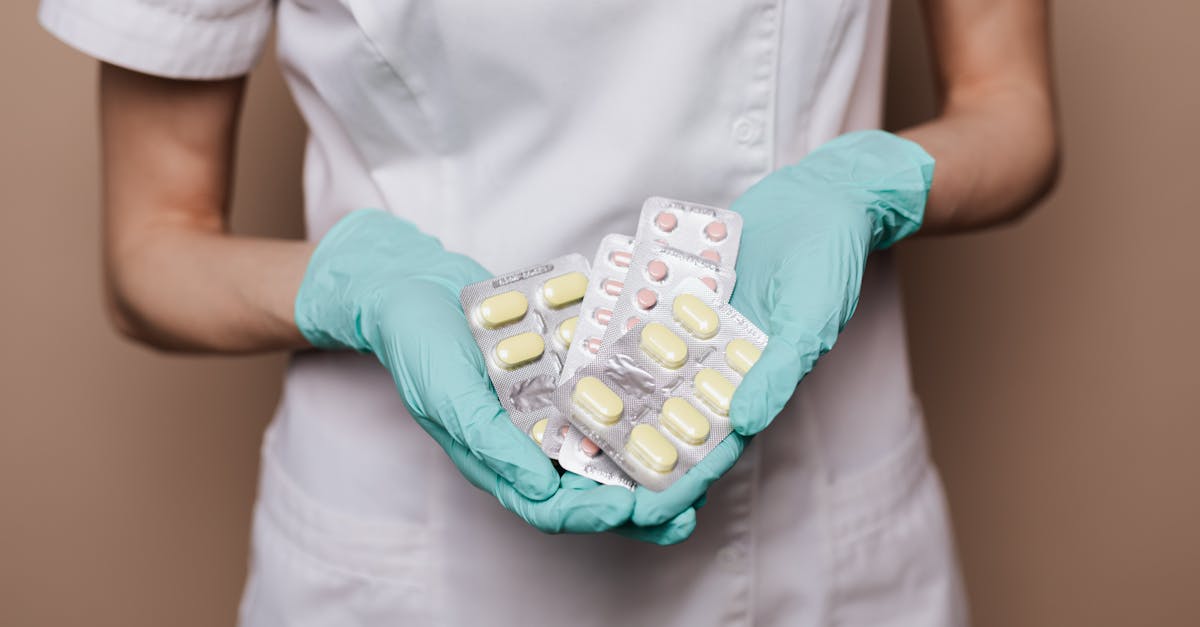 découvrez les causes, conséquences et solutions face à la résistance aux antibiotiques, un défi majeur pour la santé mondiale.