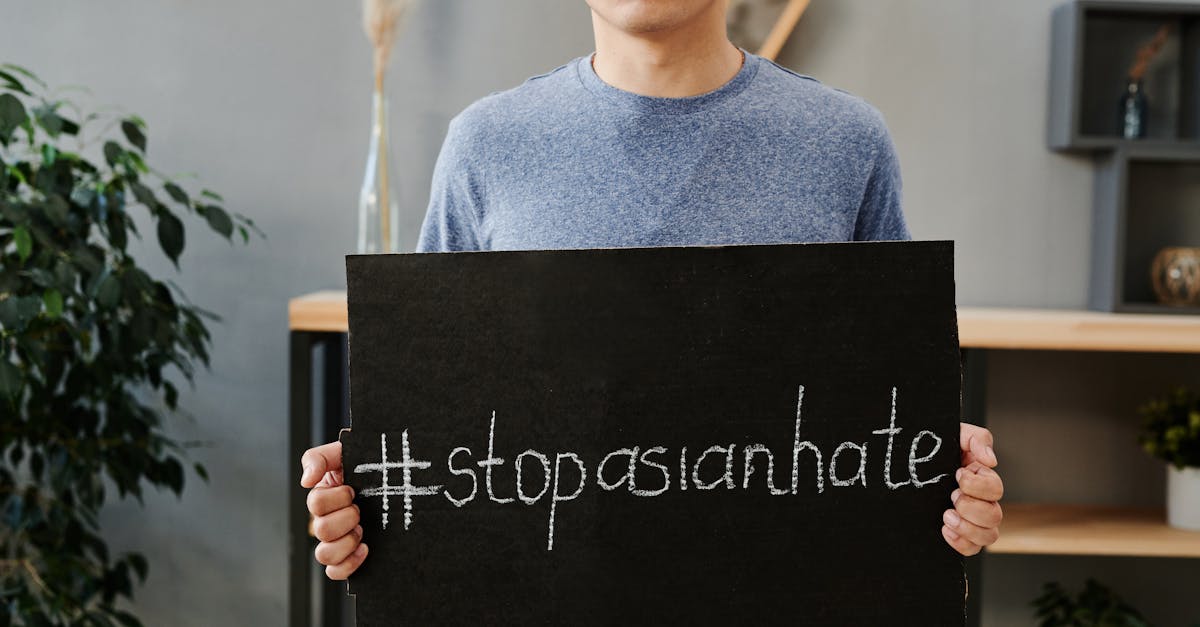 découvrez le pouvoir de la solidarité : un engagement collectif qui renforce les liens, soutient les communautés et construit un avenir meilleur pour tous.