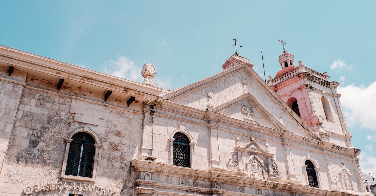 découvrez tout sur el niño, le phénomène climatique influençant les conditions météorologiques mondiales, ses causes, impacts et prévisions.