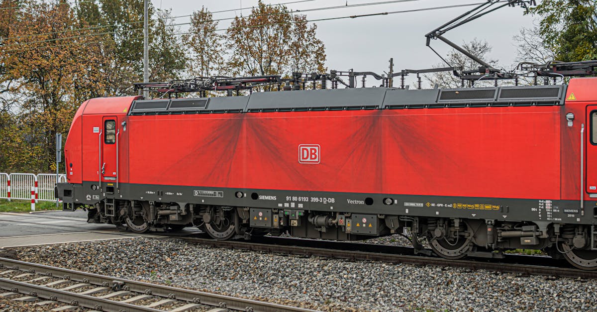 d&eacute;couvrez tout sur l'&eacute;lectrification : innovations, solutions durables et impact environnemental pour un avenir &eacute;nerg&eacute;tique propre.