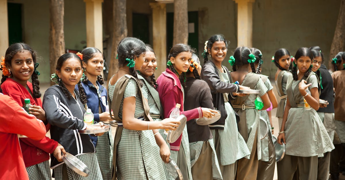 d&eacute;couvrez comment les &eacute;coles d'ing&eacute;nieurs int&egrave;grent la responsabilit&eacute; sociale dans leur enseignement pour former des professionnels engag&eacute;s et responsables.