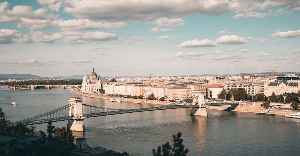 découvrez l'europe, un continent riche en histoire, culture et paysages variés, idéal pour des voyages inoubliables et des expériences uniques.