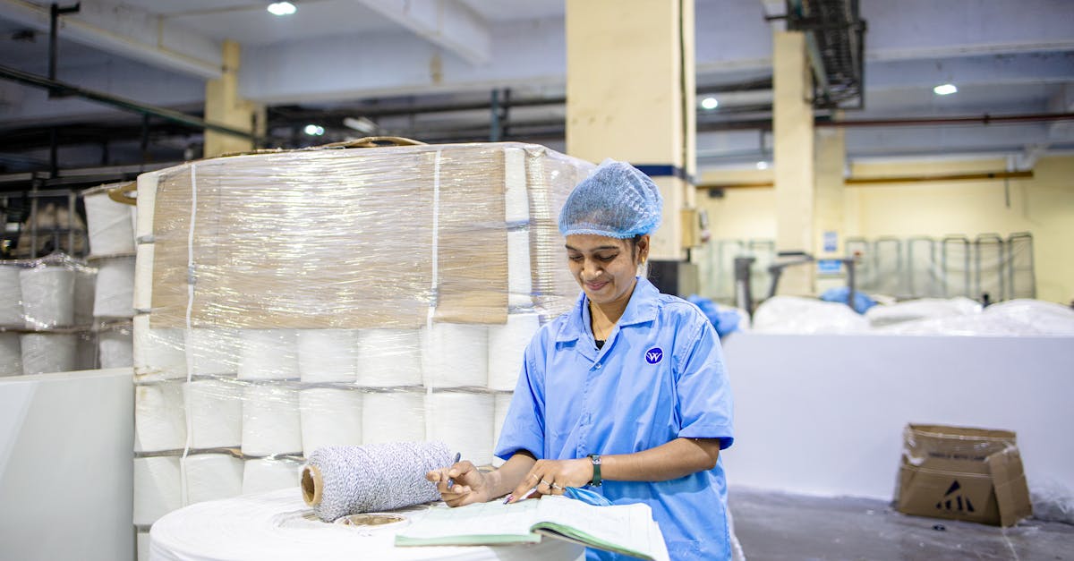 d&eacute;couvrez l'eco-score textile, une initiative pour &eacute;valuer et r&eacute;duire l'impact environnemental des v&ecirc;tements, favorisant une mode plus durable et responsable.