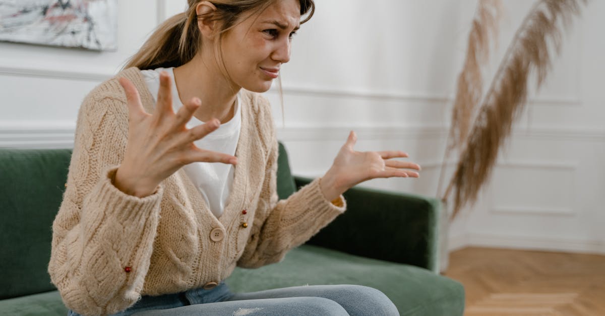 &laquo; Terrifiant et bouleversant &raquo; : Charlize Theron se confie sur la nuit o&ugrave; sa m&egrave;re a abattu son p&egrave;re pour les prot&eacute;ger