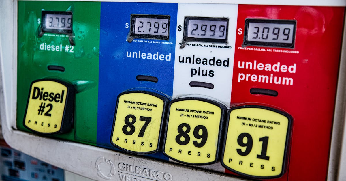 d&eacute;couvrez tout sur les combustibles fossiles, leurs impacts environnementaux, leur utilisation dans le monde et les alternatives durables pour un avenir &eacute;nerg&eacute;tique responsable.
