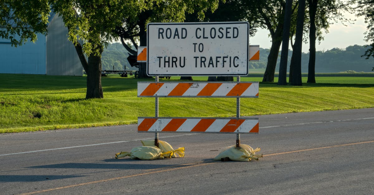d&eacute;couvrez des conseils essentiels et des informations cl&eacute;s pour am&eacute;liorer la s&eacute;curit&eacute; routi&egrave;re et pr&eacute;venir les accidents sur la route.