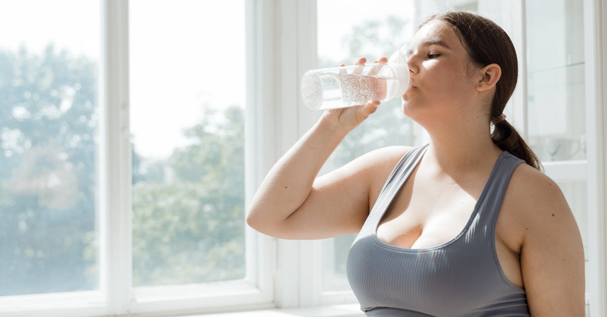 d&eacute;couvrez les causes, sympt&ocirc;mes et solutions efficaces pour lutter contre la r&eacute;tention d'eau et am&eacute;liorer votre bien-&ecirc;tre au quotidien.
